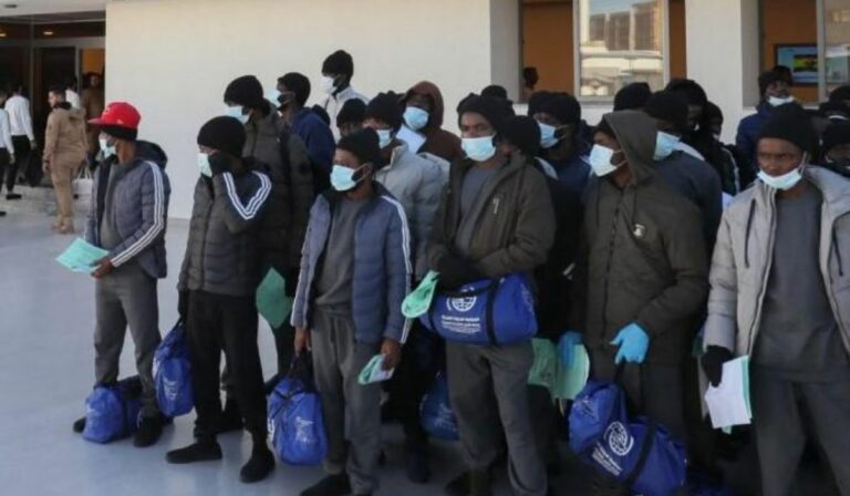 Deportees 768x448 1