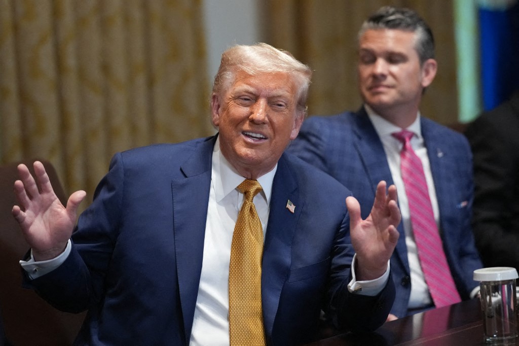 trump d