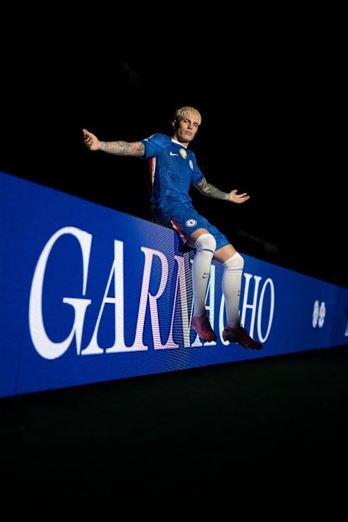 Garnacho Joins Chelsea in High-Profile EPL Transfer